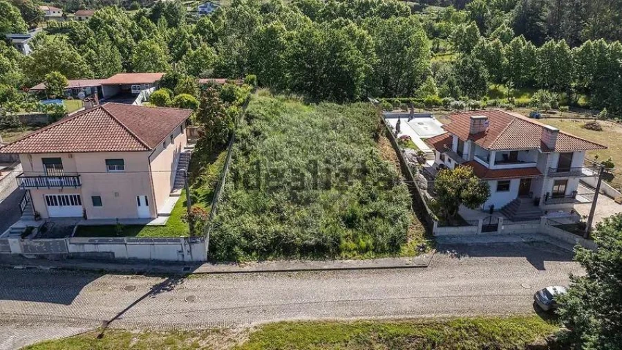 Terreno para Venda em Povoa de Lanhoso (N. Senhora do Amparo) Foto 6