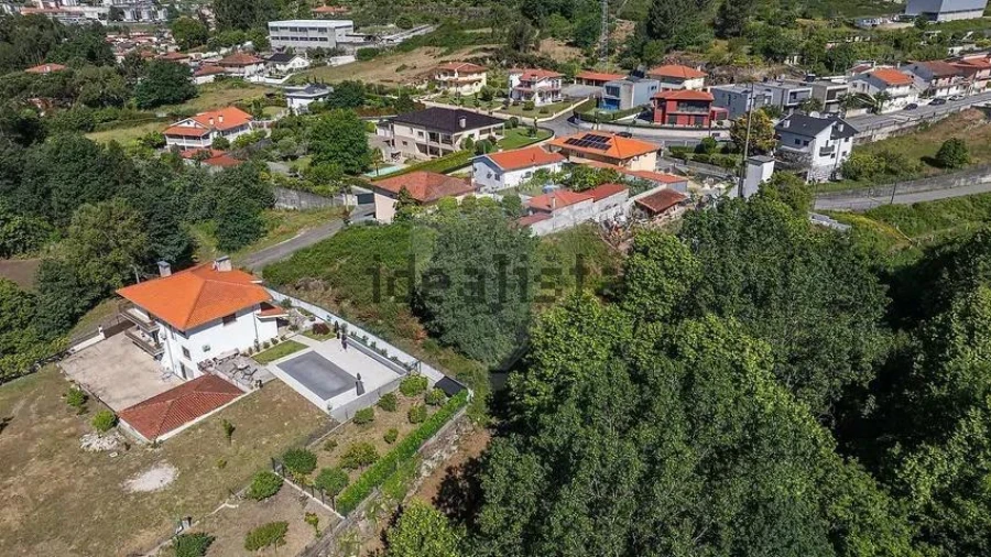 Terreno para Venda em Povoa de Lanhoso (N. Senhora do Amparo) Foto 8