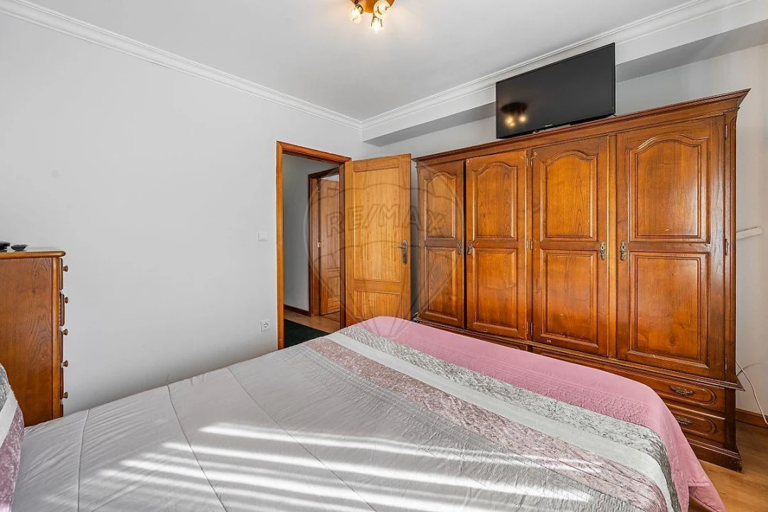 Apartamento T3 para Venda em Castêlo da Maia Foto 12