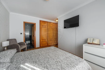 Apartamento T3 para Venda em Castêlo da Maia