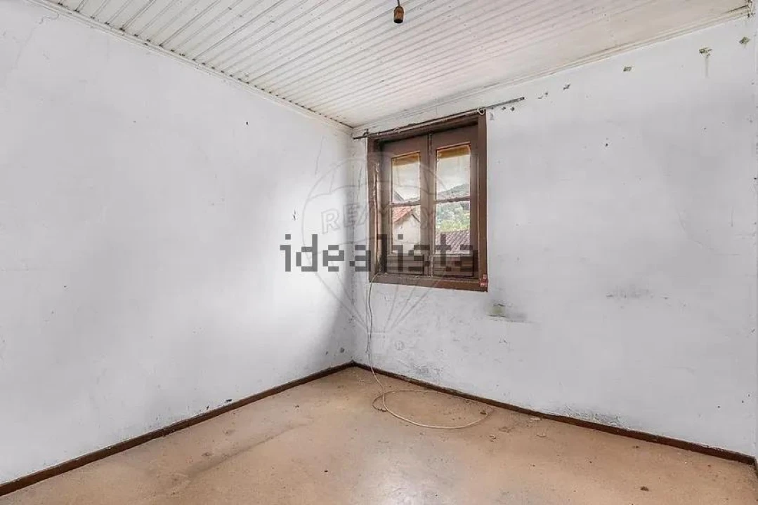 Prédio para Venda em Oliveira, São Paio e São Sebastião Foto 20