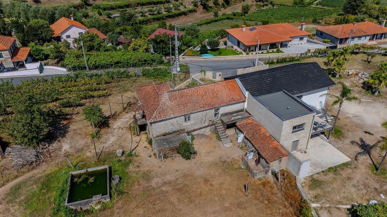 Moradia T4 para Venda em Calheiros Foto 9