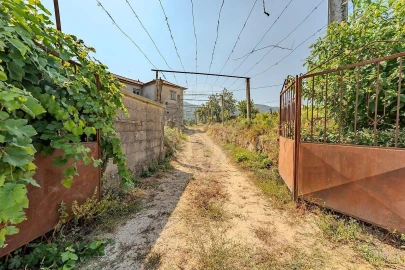 Moradia T4 para Venda em Calheiros