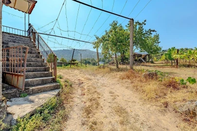 Moradia T4 para Venda em Calheiros