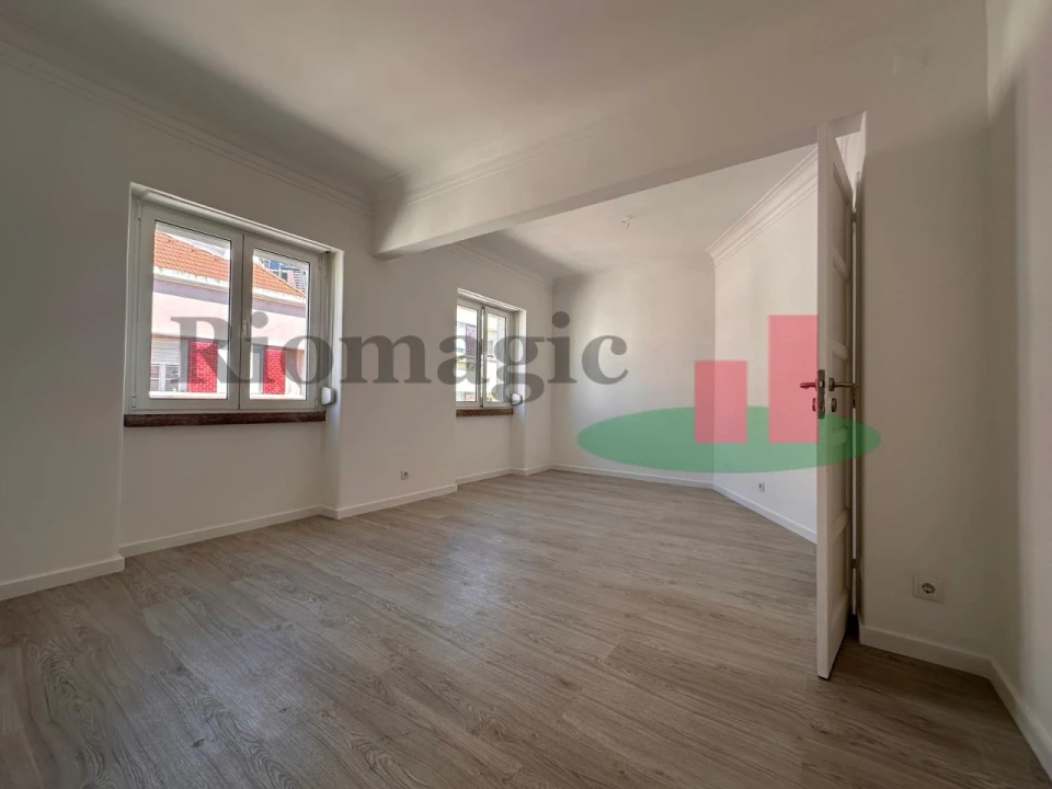 Apartamento T1 para Venda em São Vicente Foto 13