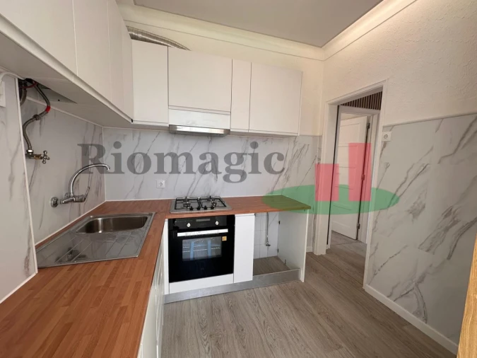 Apartamento T1 para Venda em São Vicente Foto 4