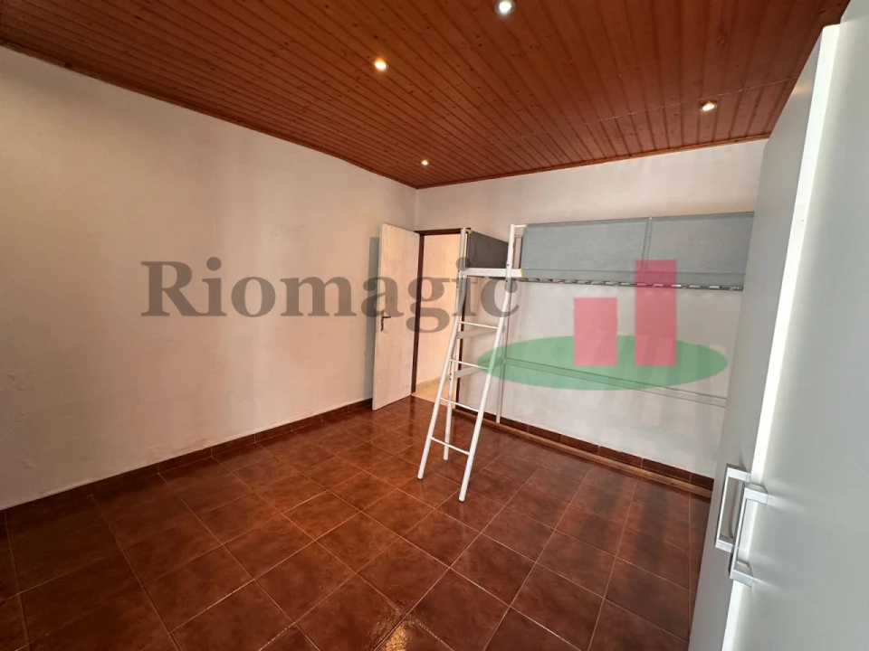 Apartamento T2 para Venda em Algés, Linda-A-Velha e Cruz Quebrada-Dafundo Foto 16