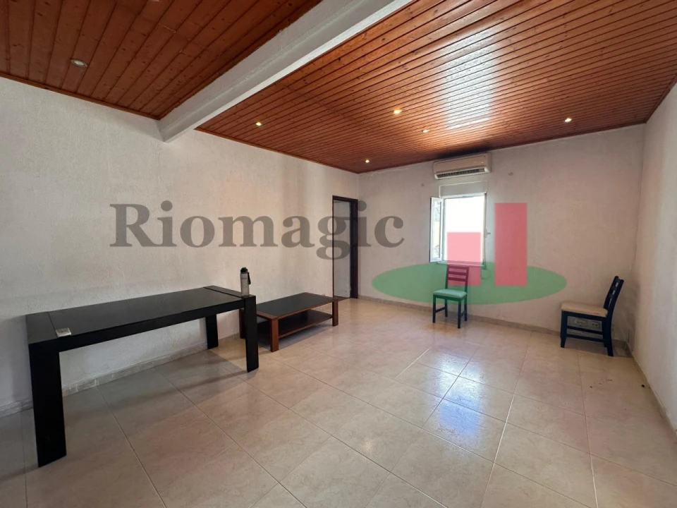 Apartamento T2 para Venda em Algés, Linda-A-Velha e Cruz Quebrada-Dafundo Foto 5