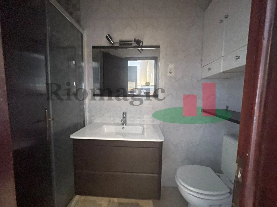 Apartamento T2 para Venda em Algés, Linda-A-Velha e Cruz Quebrada-Dafundo Foto 20