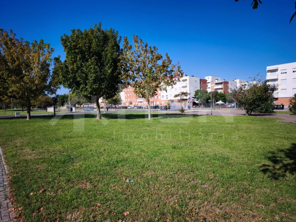 Apartamento T2 para Venda em Alhos Vedros Foto 29