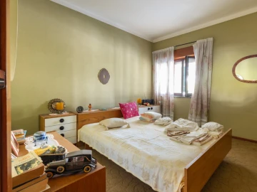 Moradia T5 para Venda em Redinha