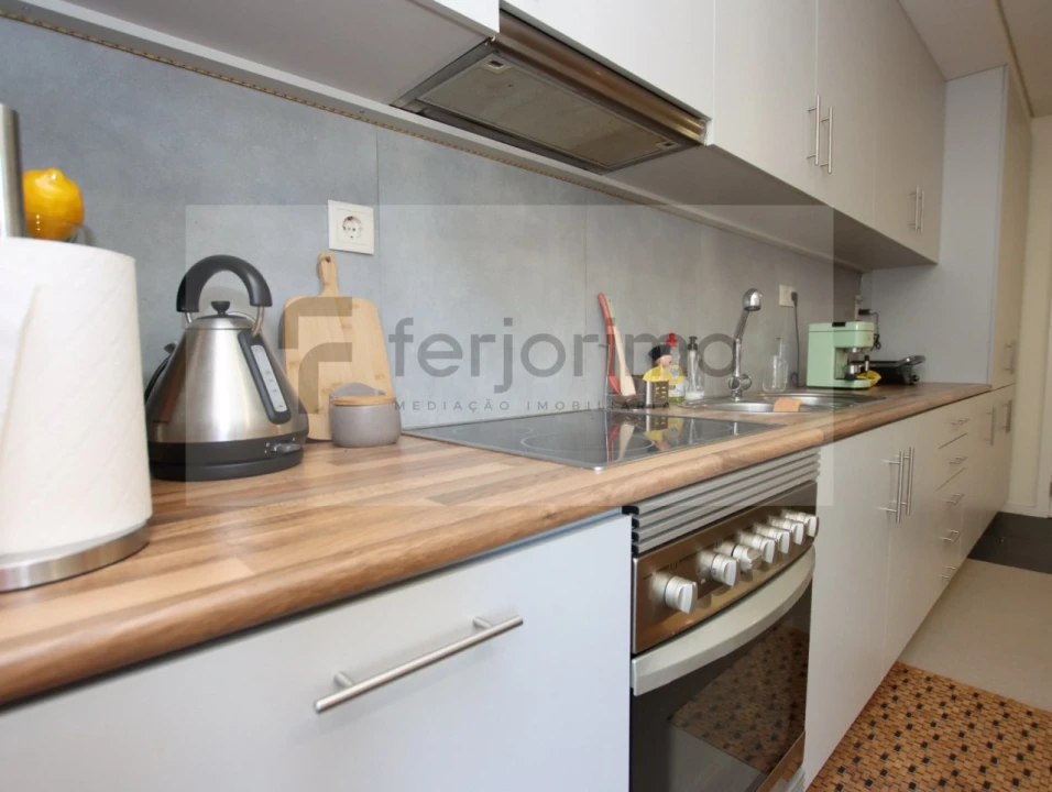 Apartamento T3 para Venda em Urgezes Foto 10