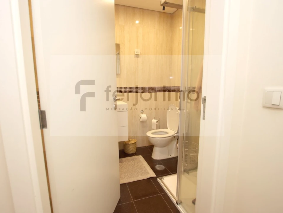 Apartamento T3 para Venda em Urgezes Foto 20