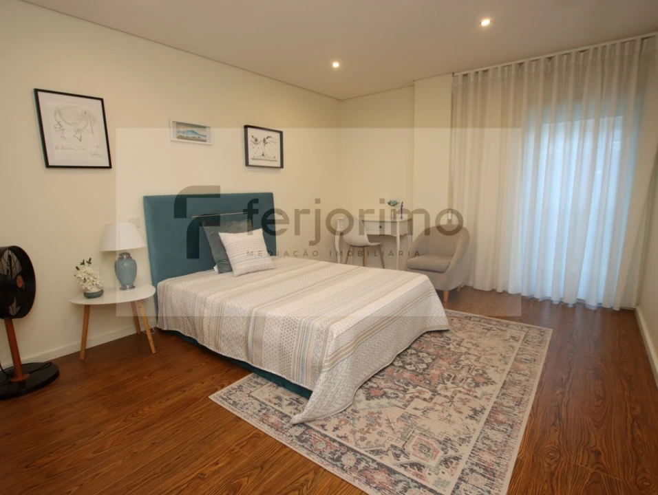 Apartamento T3 para Venda em Urgezes Foto 21