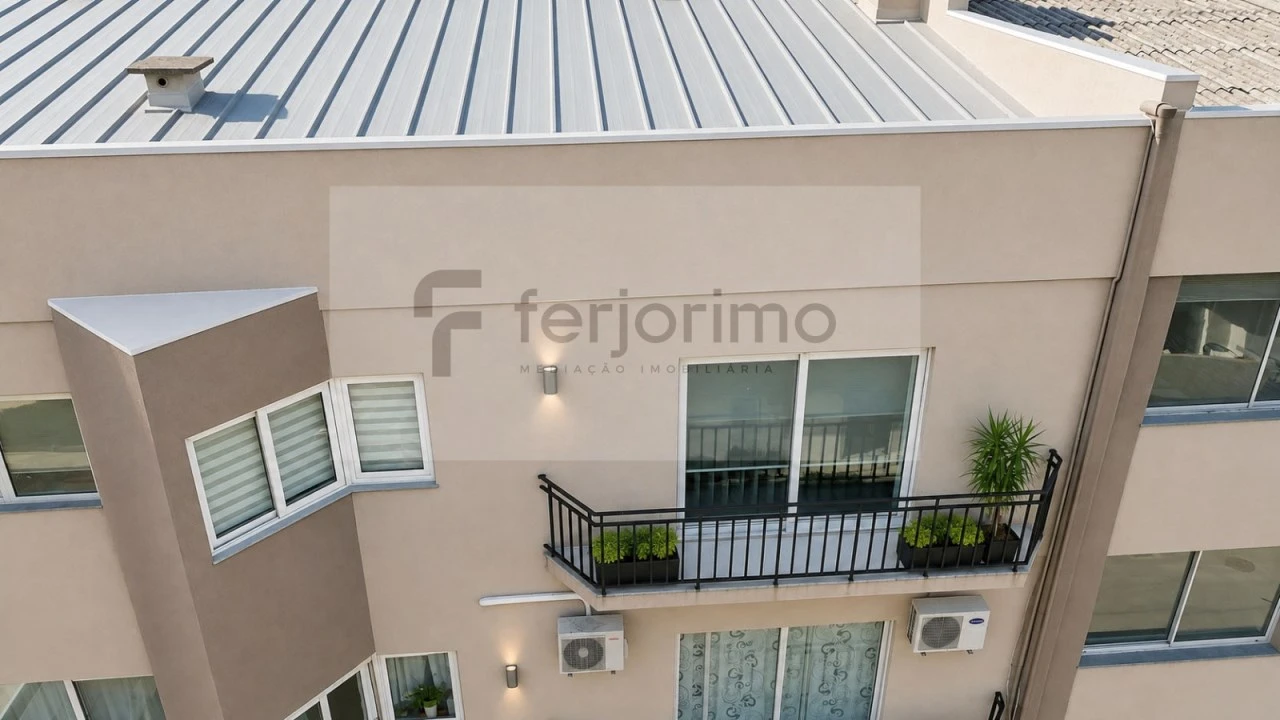 Apartamento T3 para Venda em Urgezes Foto 34