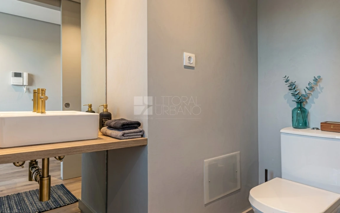 Apartamento T2 para Venda em Paranhos Foto 6