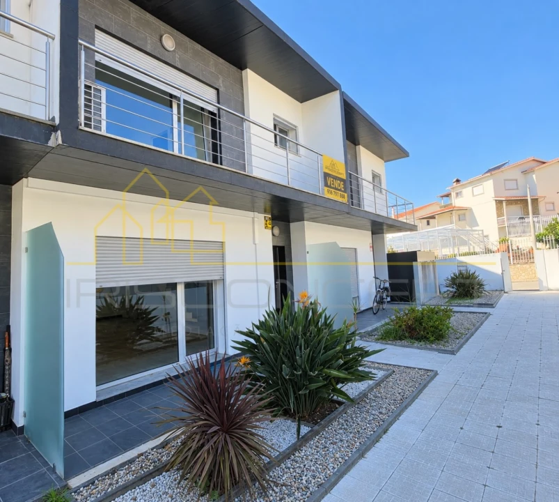 Moradia T3 para Venda em Leiria, Pousos, Barreira e Cortes Foto 1