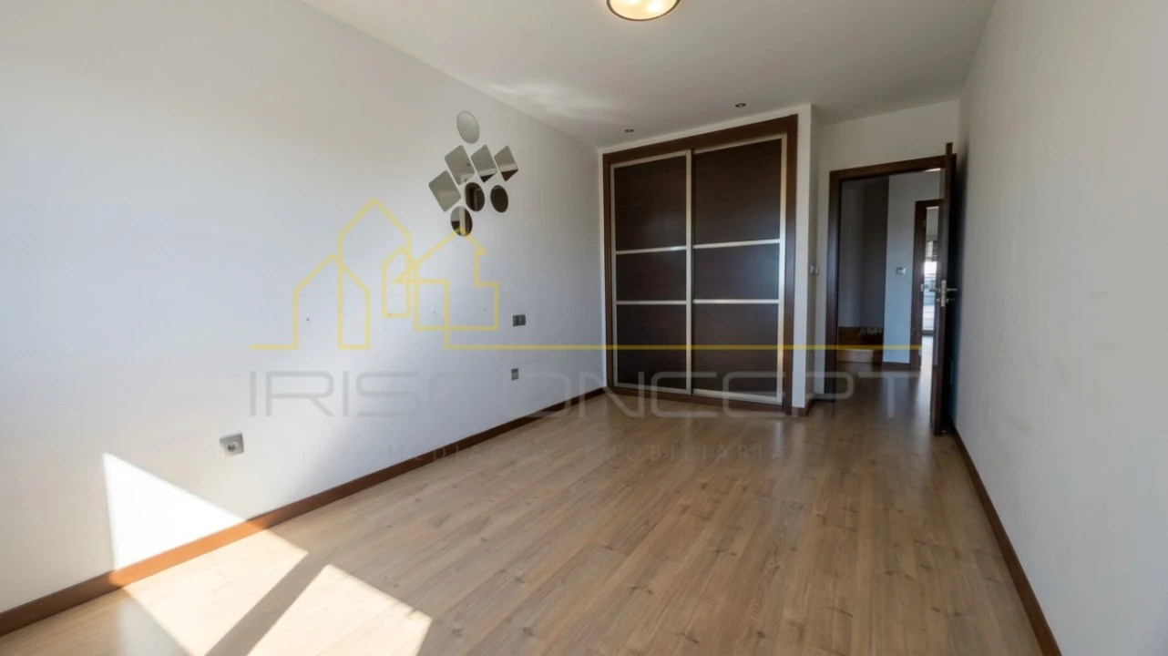 Moradia T3 para Venda em Leiria, Pousos, Barreira e Cortes Foto 19