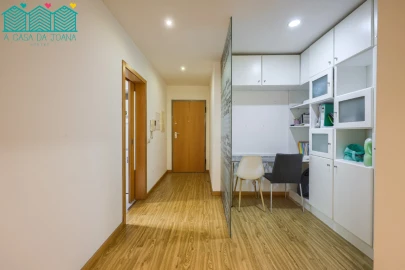 Apartamento T2 para Venda em Aradas