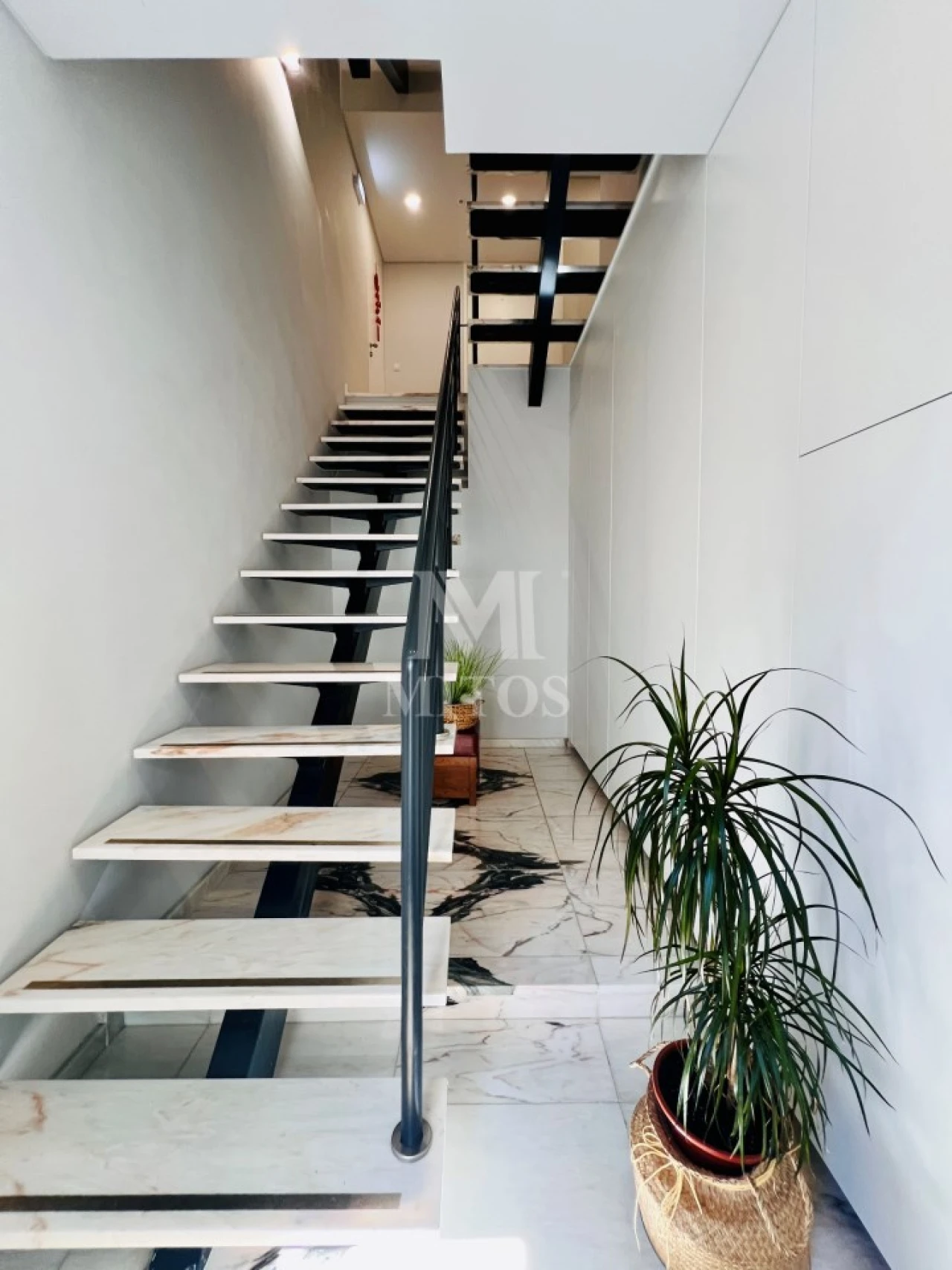 Apartamento T1 para Arrendamento em Santa Maria Maior e Monserrate e Meadela Foto 9
