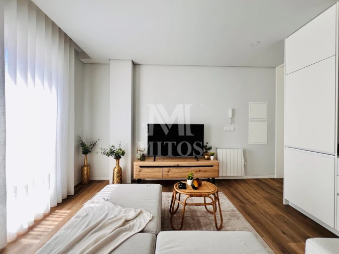 Apartamento T1 para Arrendamento em Santa Maria Maior e Monserrate e Meadela Foto 4