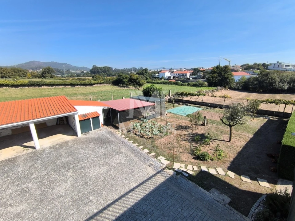 Moradia T4 para Venda em Santa Marta de Portuzelo Foto 16
