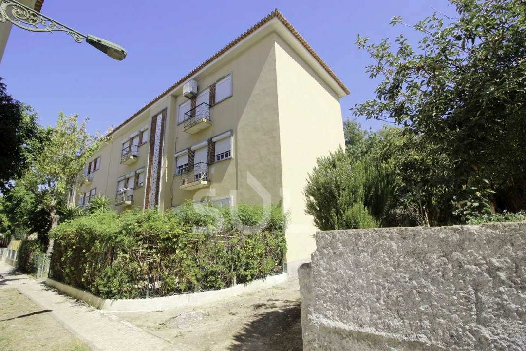 Apartamento T2 para Venda em Alvalade Foto 18