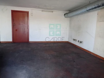 Loja para Venda em Carnide