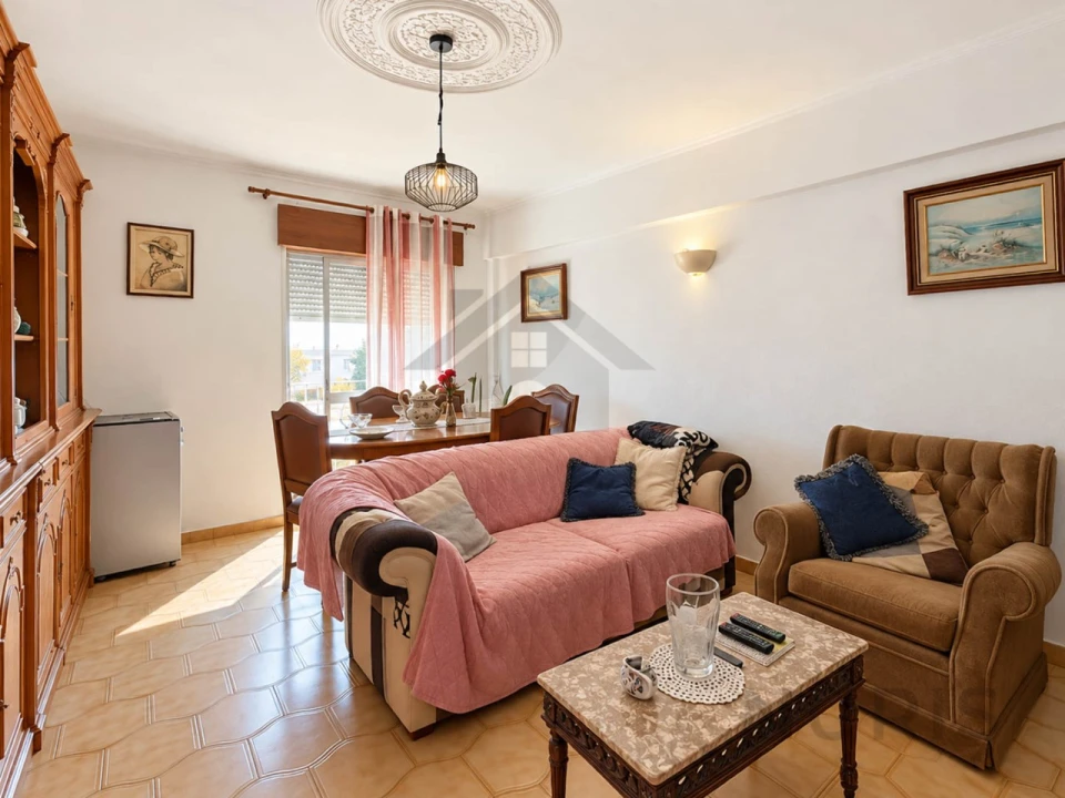 Apartamento T3 para Venda em Portimão Foto 1