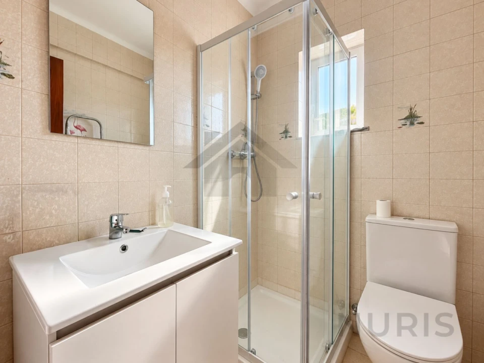 Apartamento T3 para Venda em Portimão Foto 9