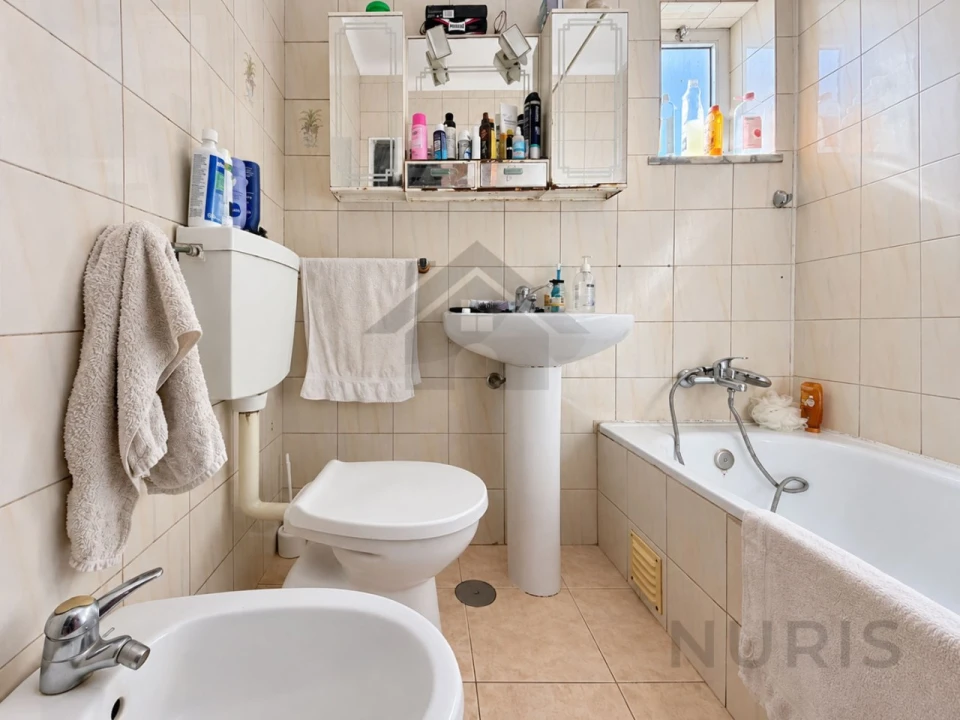 Apartamento T3 para Venda em Portimão Foto 12