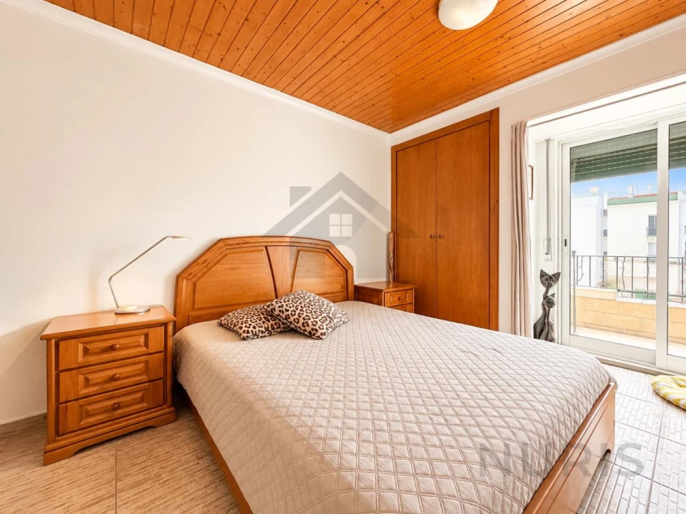 Apartamento T2 para Venda em Portimão Foto 14