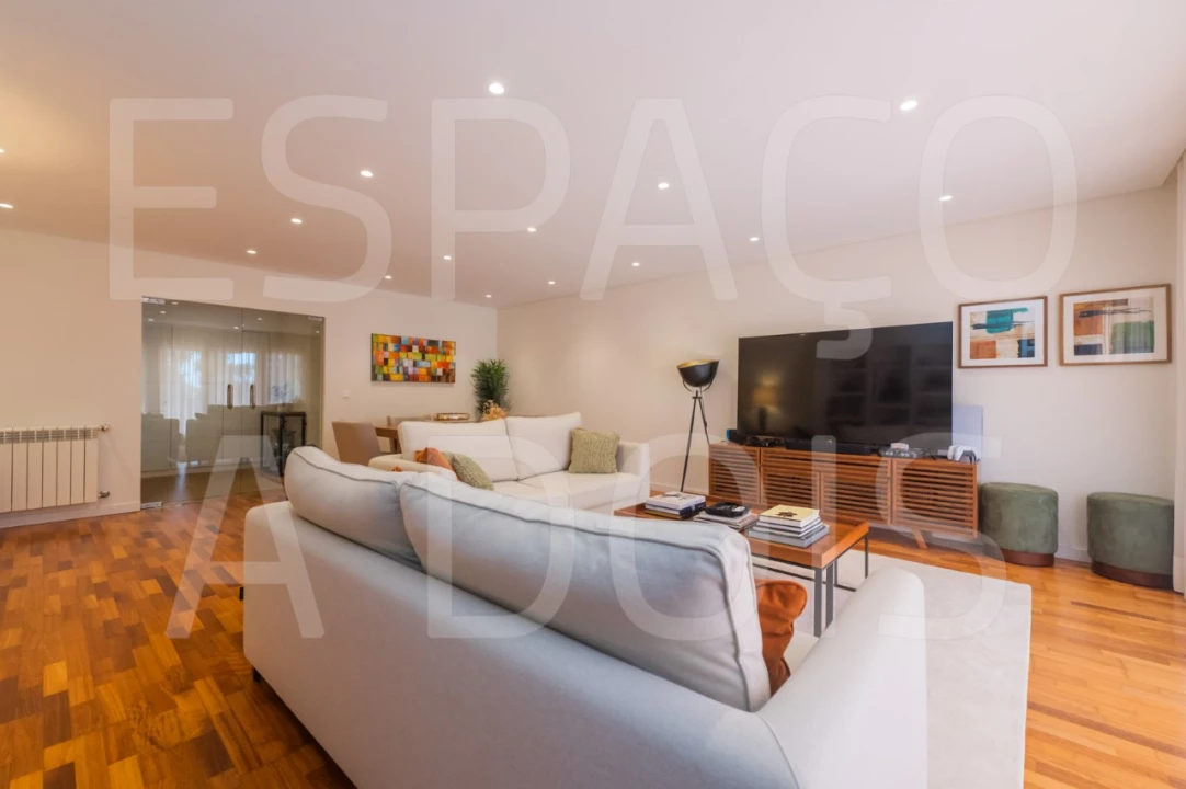 Apartamento T3 para Venda em Queluz e Belas Foto 16