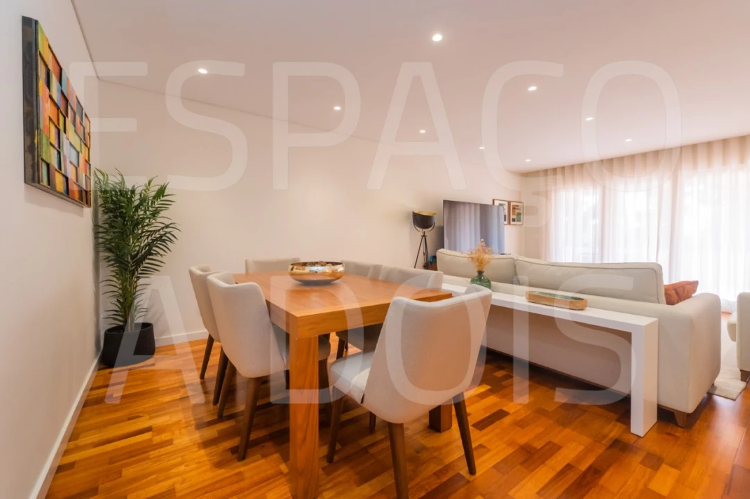 Apartamento T3 para Venda em Queluz e Belas Foto 17