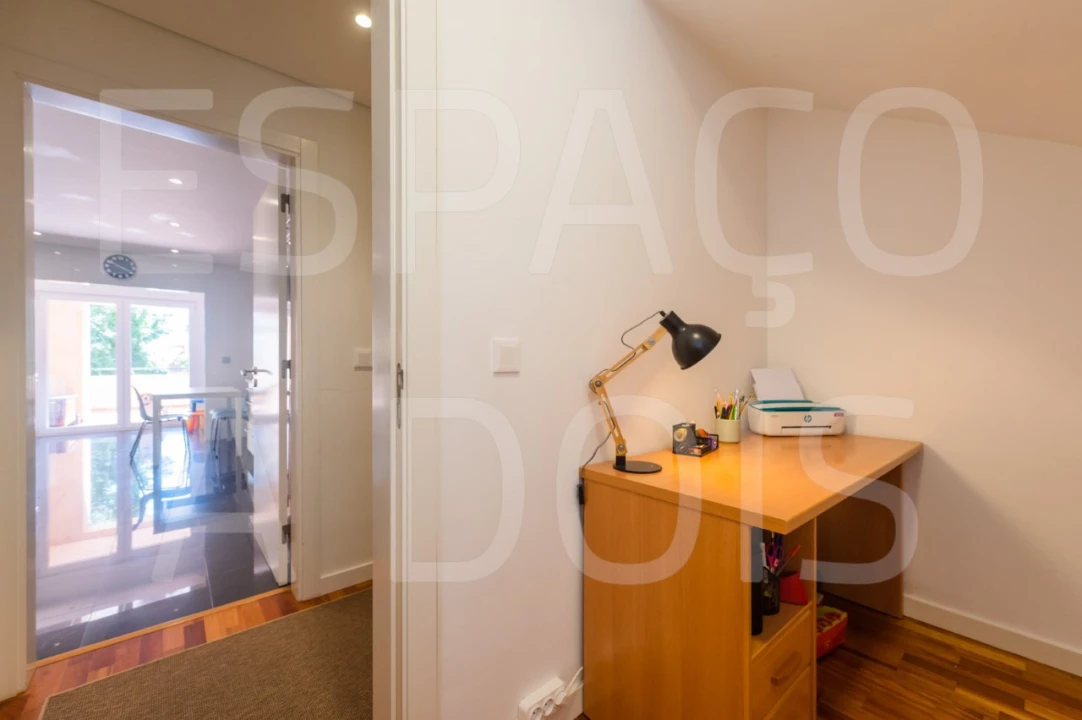 Apartamento T3 para Venda em Queluz e Belas Foto 21