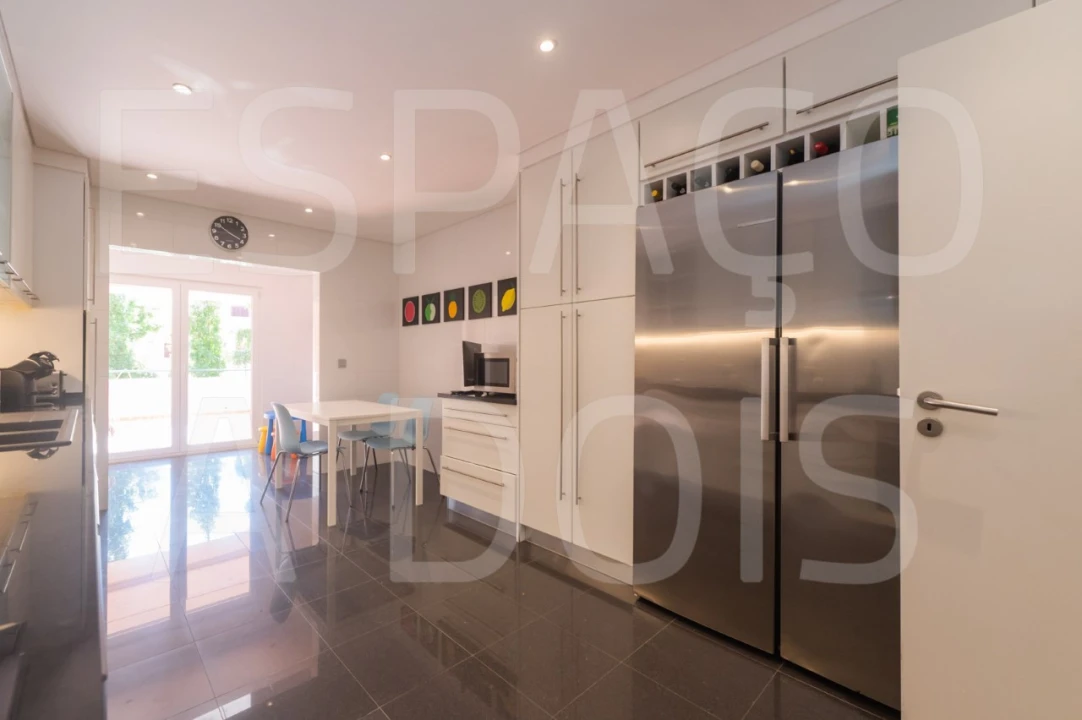 Apartamento T3 para Venda em Queluz e Belas Foto 27