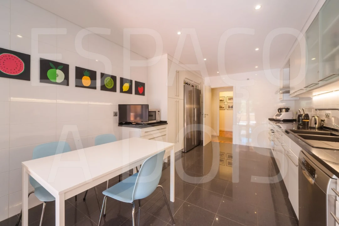 Apartamento T3 para Venda em Queluz e Belas Foto 31