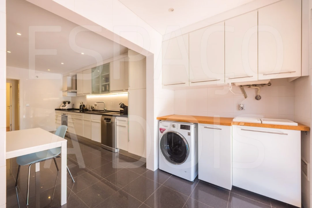Apartamento T3 para Venda em Queluz e Belas Foto 36