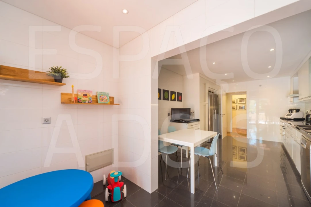 Apartamento T3 para Venda em Queluz e Belas Foto 37