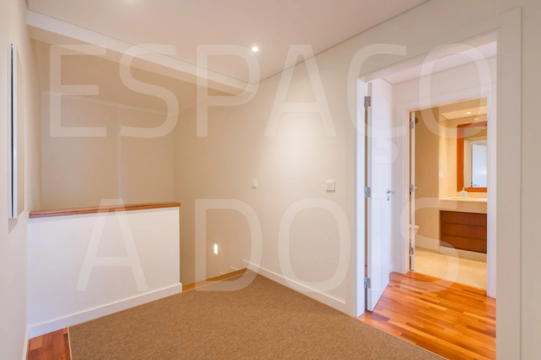 Apartamento T3 para Venda em Queluz e Belas Foto 42