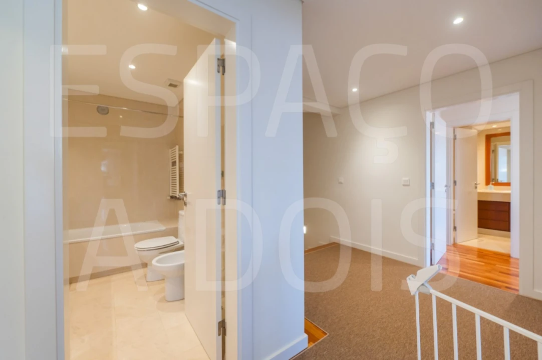 Apartamento T3 para Venda em Queluz e Belas Foto 58