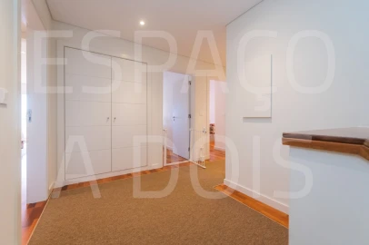 Apartamento T3 para Venda em Queluz e Belas