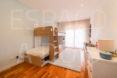 Apartamento T3 para Venda em Queluz e Belas