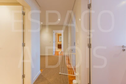 Apartamento T3 para Venda em Queluz e Belas