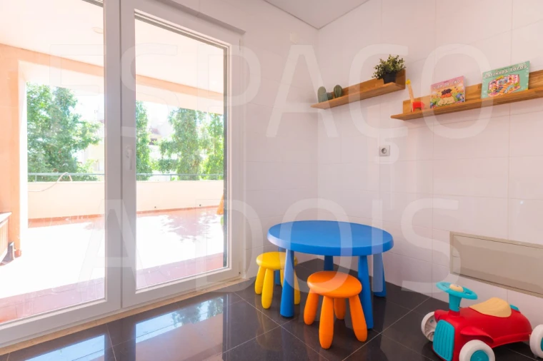 Apartamento T3 para Venda em Queluz e Belas Foto 32