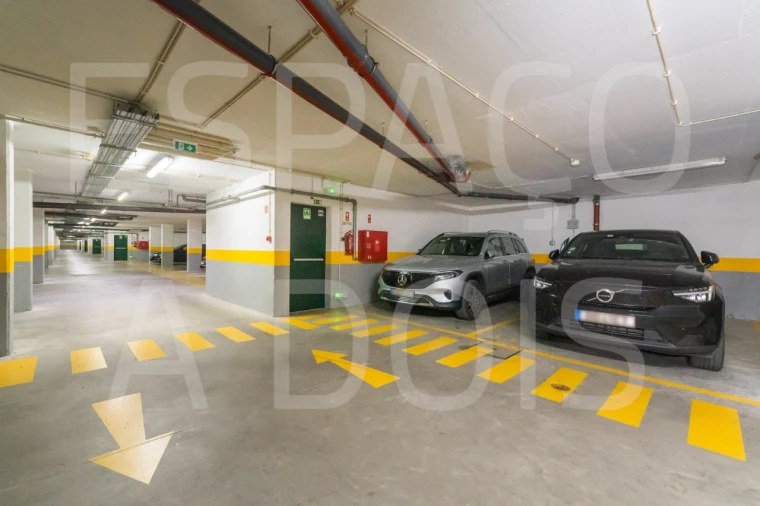 Apartamento T3 para Venda em Queluz e Belas Foto 74