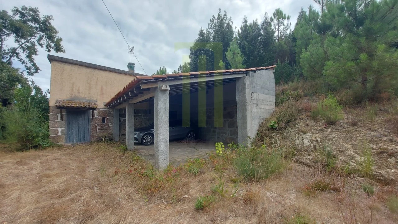 Quinta para Venda em Nogueira do Cravo Foto 2