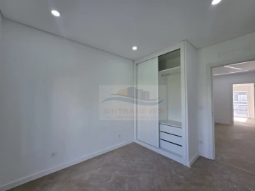 Apartamento T3 para Venda em Mina de Água