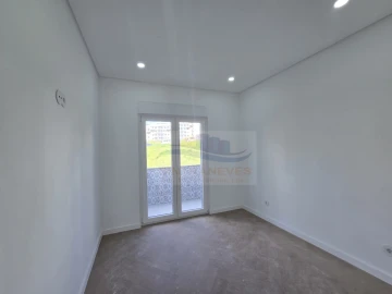 Apartamento T3 para Venda em Mina de Água