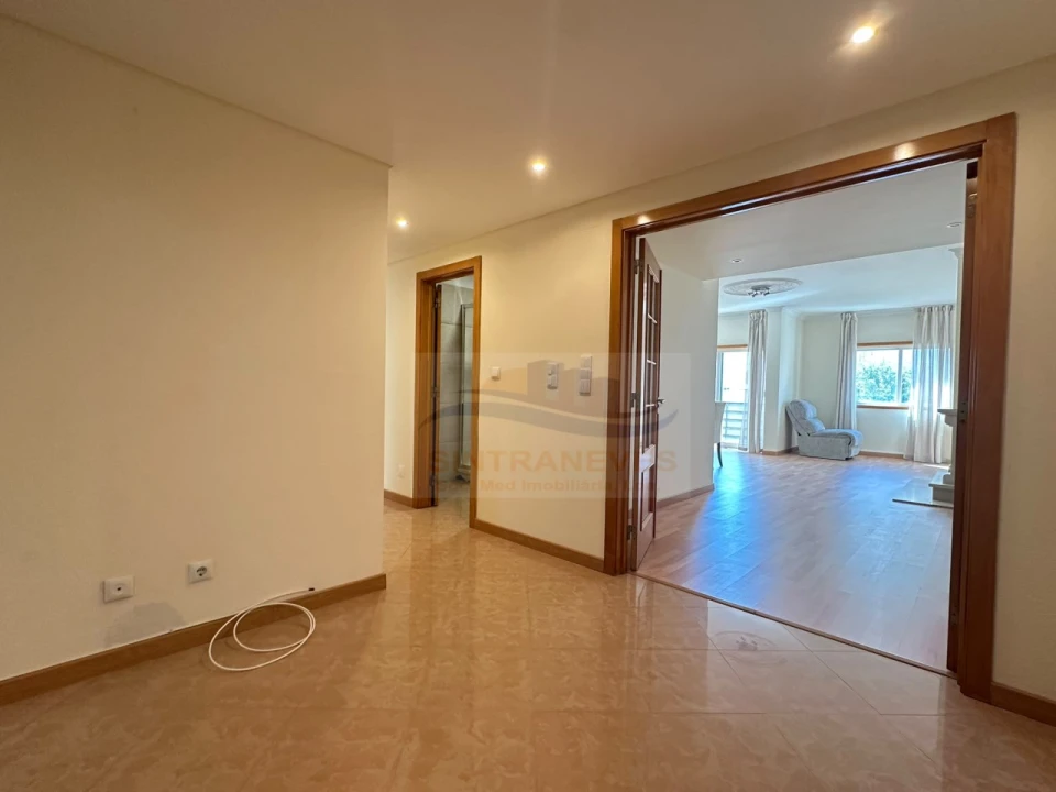 Apartamento T3 para Venda em Mina de Água Foto 2